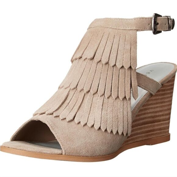 NIB Very Volatile Notion Wedge Sandal - Picture 4 of 16